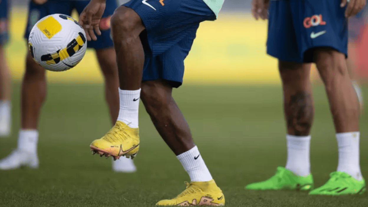 Servidores poderão sair até 3 horas antes dos jogos do Brasil na Copa, define governo