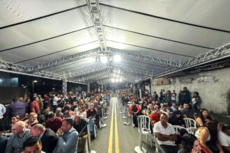 Anúncio foi feito pelo governador Tarcísio de Freitas durante a entrega de 296 moradias que tiraram famílias de situação de extrema vulnerabilidade na região