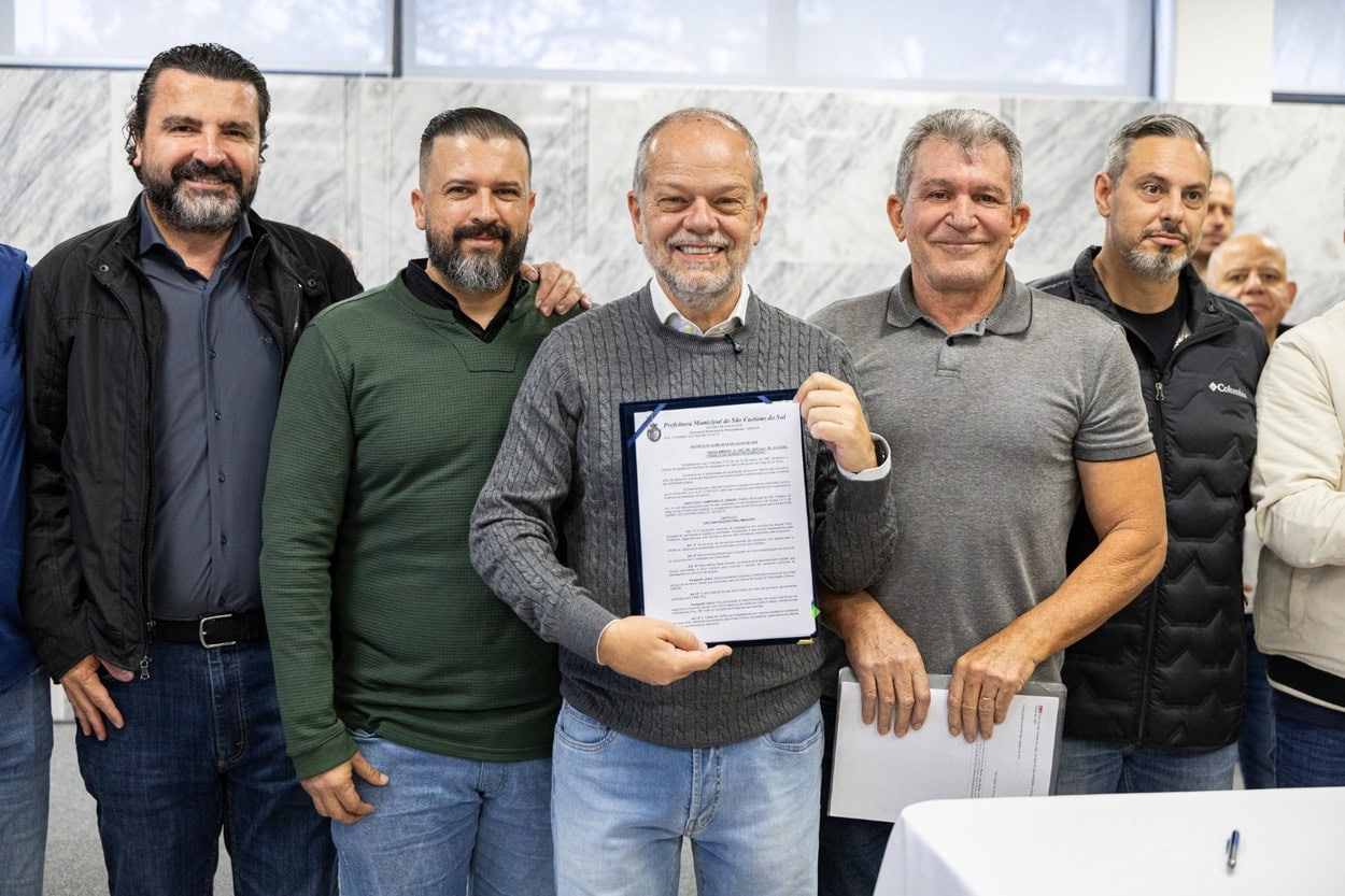 Após 16 anos de espera, decreto atende reivindicações históricas dos taxistas, permitindo uso de pick-ups, ampliação de auxiliares e integração com aplicativos