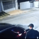 Mulher é puxada pelos cabelos e tem BMW blindada roubada em Santo André