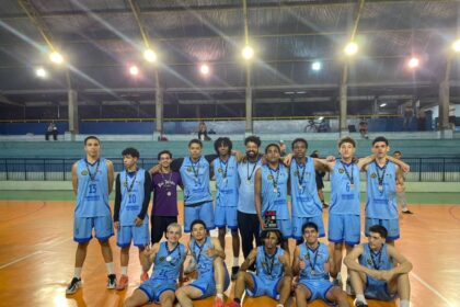 Diadema conquista troféu de vice-campeão do Basquete Sub-16 Masculino