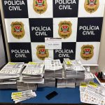 Polícia apreende jornais e Kombi usados na distribuição de material criminoso contra Orlando Morando em Diadema