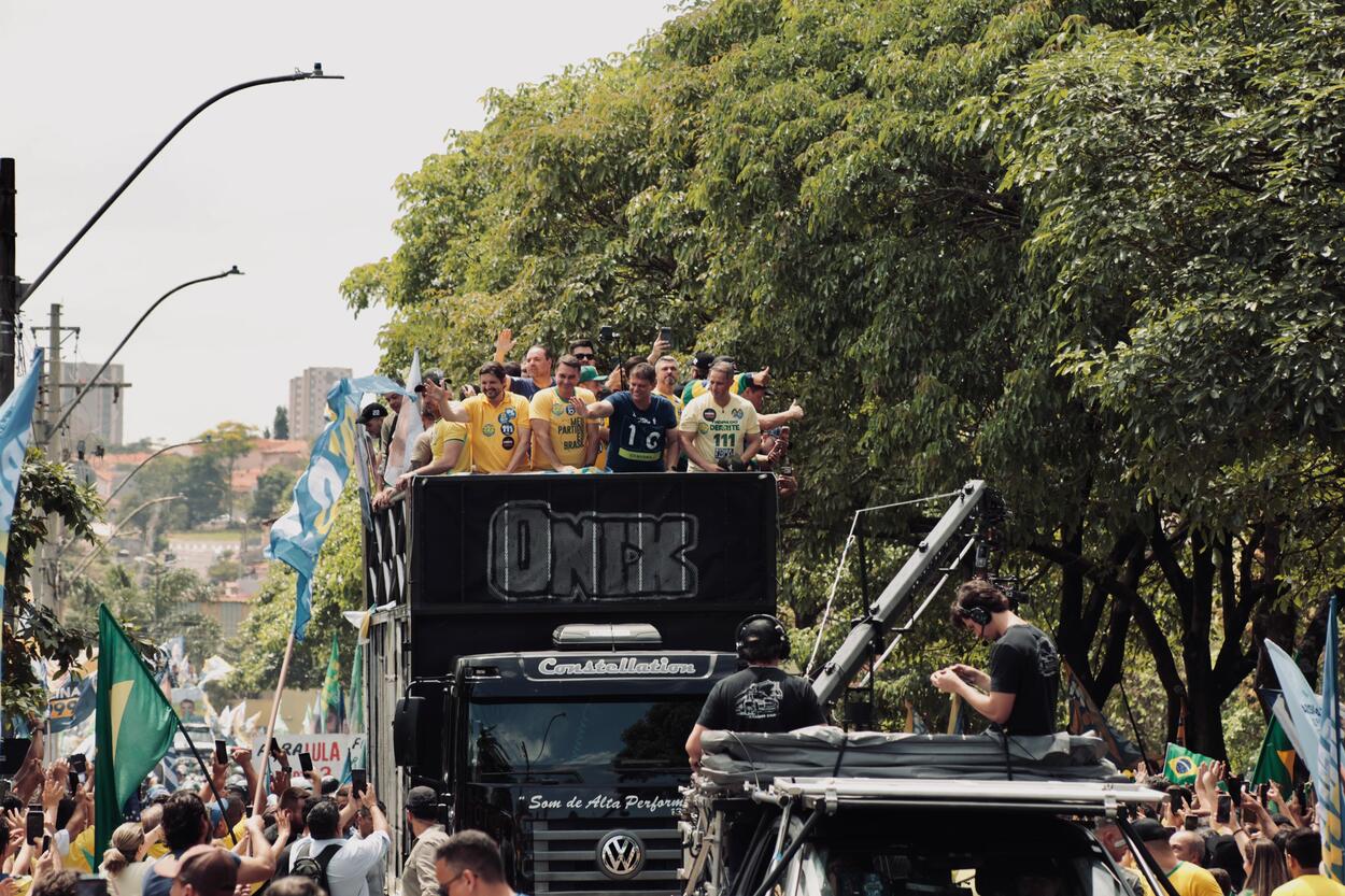 No encerramento da campanha, Tarcísio agradece aos paulistas e resume o dia em uma palavra: gratidão